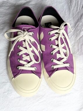 VEJA Sneakers Wata II Low Cosmos Pierre